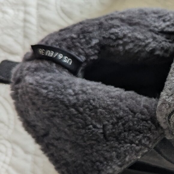 Vince Shearling Boots size 6 NWOT - Picture 9 of 12